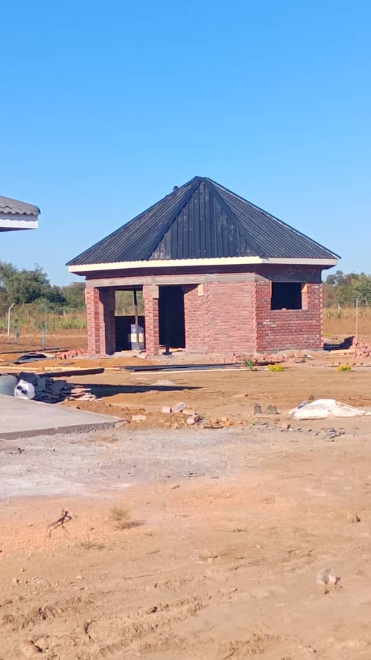 Earlyrise Investments construction team